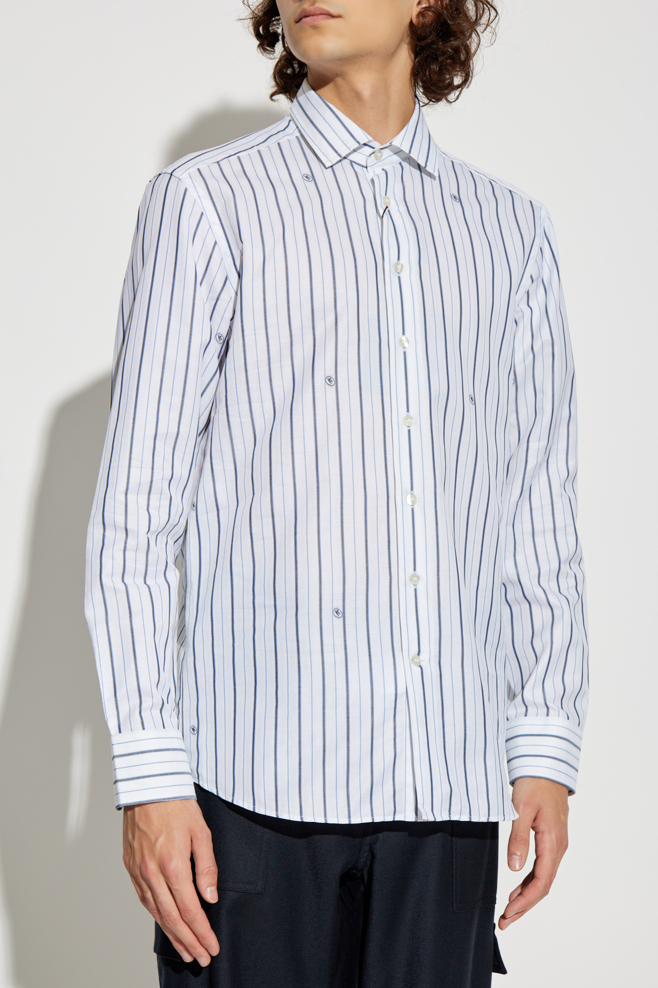 ETRO フロラルフリントホタンアッフシャツトレス 133085049 0500 Floral cotton shirt in multicoloured - Etro | Mytheresa